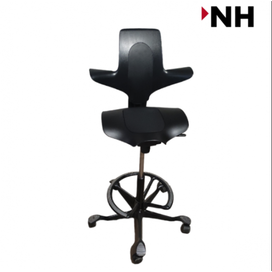 Καρέκλα Γραφείου Håg Capisco Plus χρώματος Μαύρη 48X45X140