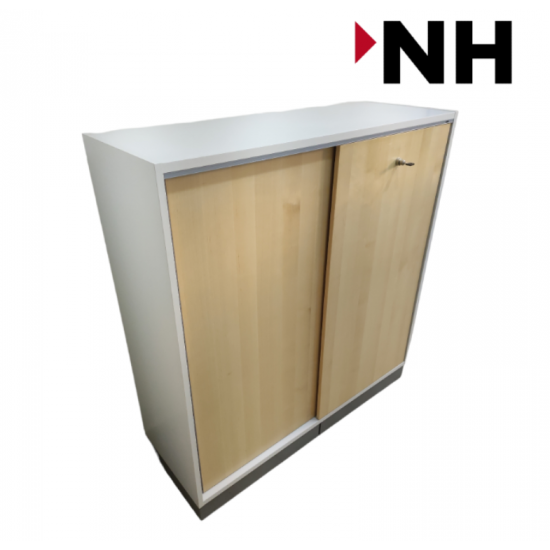 Ντουλάπι Αποθήκευσης Martela 3XA4 με δυο Συρόμενες Πόρτες χρώματος  Λευκό/Σημύδα